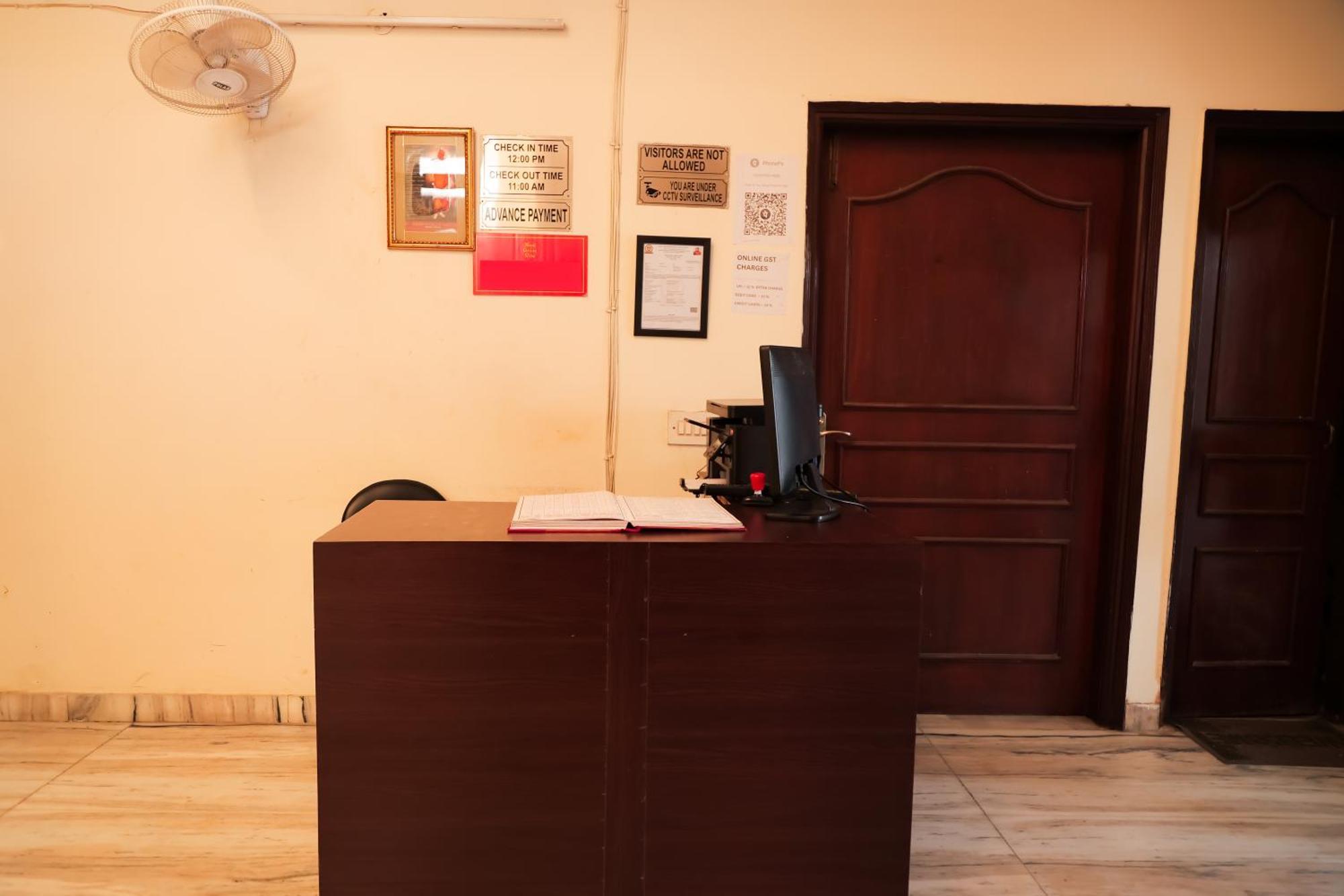 Hotel Green Villa - Near Anand Vihar Station Nuova Delhi Esterno foto